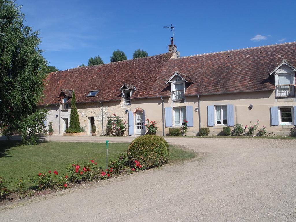 Chambres D'Hotes Du Domaine De Jacquelin Saint-Germain-du-Puy Exterior foto